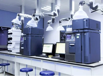 JYMedtech CDMO laboratory with HPLC equipment for quality control and analytical testing of peptide and API products
